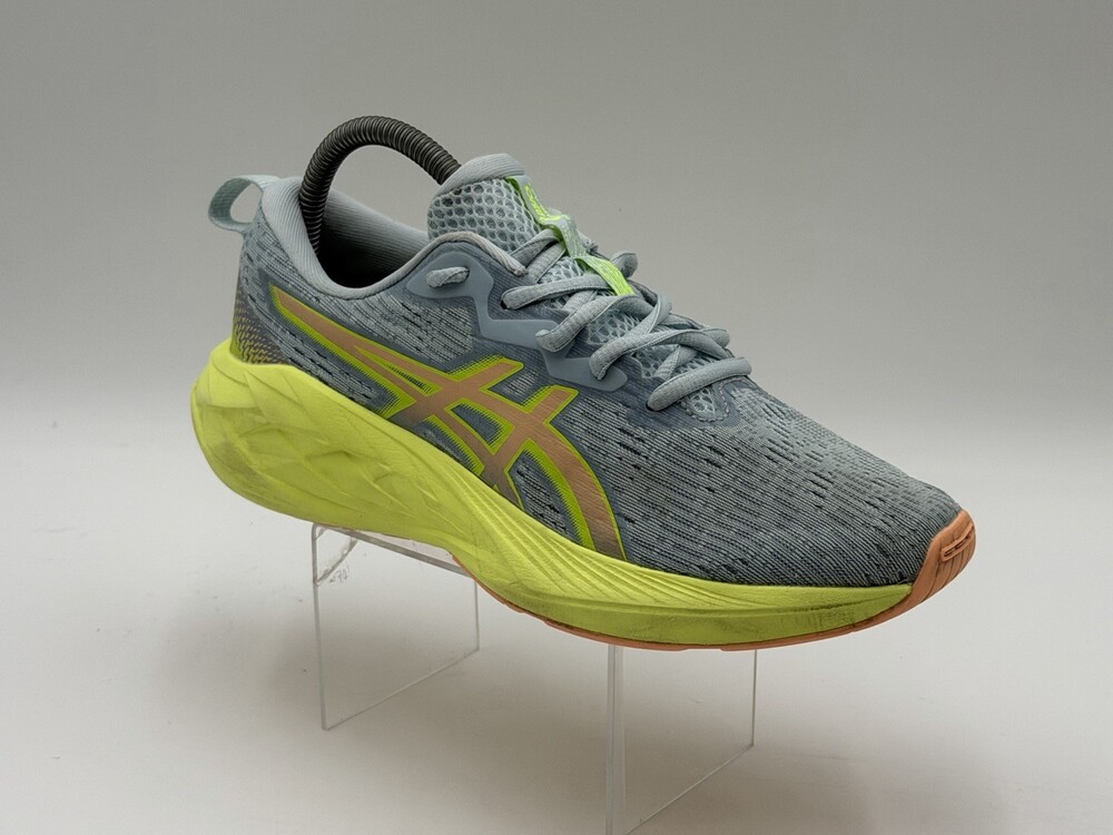Asics NovaBlast Women’s Size 6 Grey Green Yellow Running Shoes 1014A317